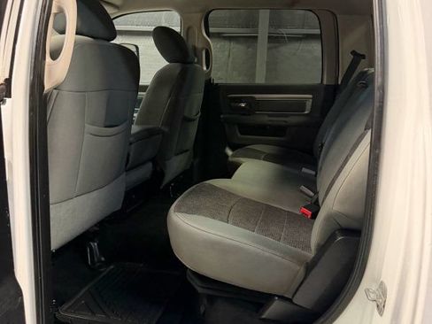 Used 2014 RAM 2500 SLT w/ Protection Group AWD/4WD image 9
