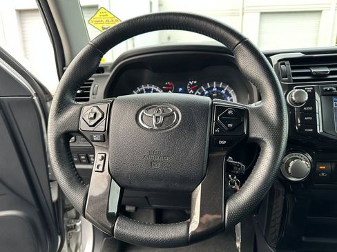 Used 2019 Toyota 4Runner TRD Off-Road image 22