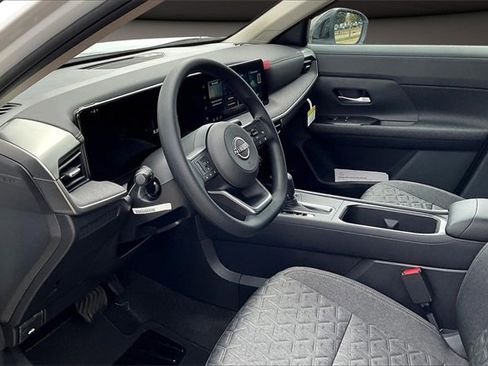 New 2026 Nissan Kicks SV w/ SV Premium Package image 7