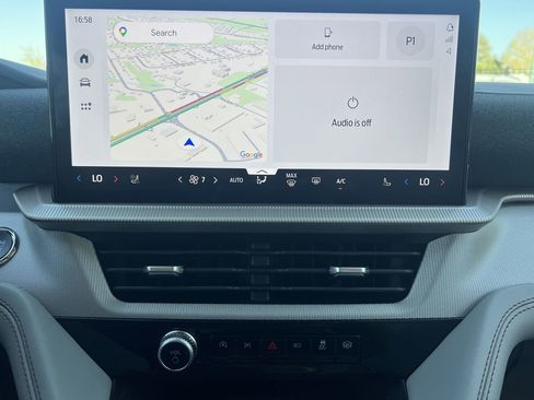 New 2026 Ford Explorer Active w/ Active Comfort Package AWD/4WD image 4