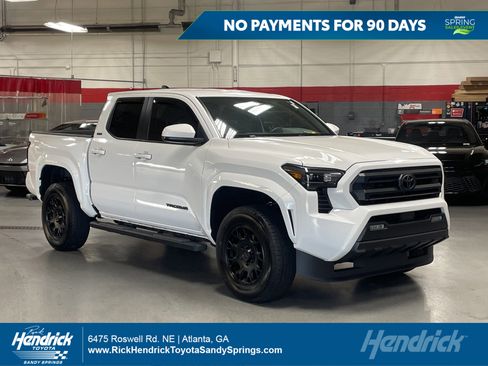 Used 2024 Toyota Tacoma SR5 image 1