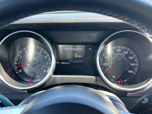 Used 2019 Ford Mustang GT RWD image 34