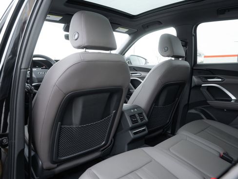 New 2025 Audi Q5 Premium image 25