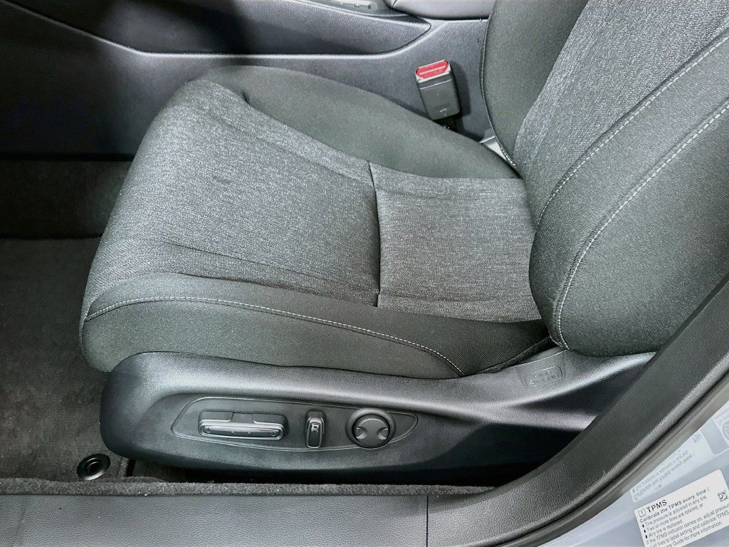 Used 2026 Honda Accord SE image 9