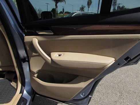 Used 2011 BMW X3 xDrive28i AWD/4WD image 26
