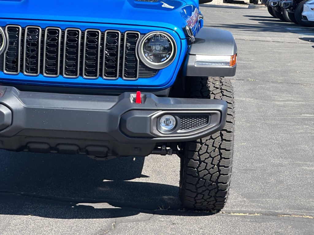 New 2026 Jeep Gladiator Rubicon w/ Steel Power Dome Hood Package AWD/4WD image 11