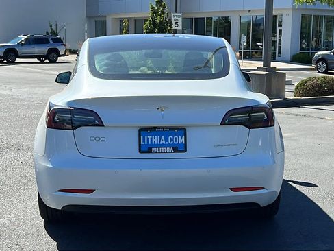 Used 2022 Tesla Model 3 Long Range AWD/4WD image 6
