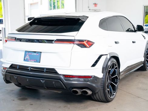 Used 2024 Lamborghini Urus Performante image 6