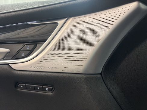 Certified 2025 Cadillac XT5 Premium Luxury image 38