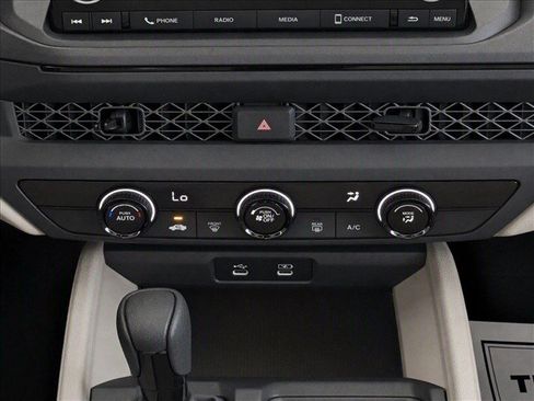 Used 2025 Honda Accord LX image 20
