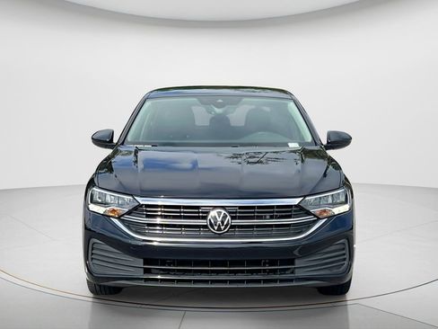 Used 2023 Volkswagen Jetta SE w/ Panoramic Sunroof Package FWD image 18