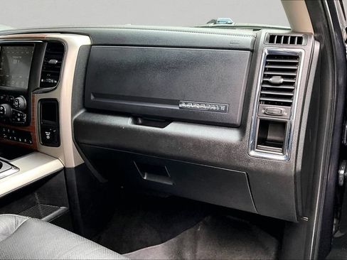 Used 2015 RAM 1500 Laramie w/ Convenience Group AWD/4WD image 28
