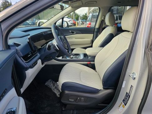 New 2026 Kia Carnival EX image 16