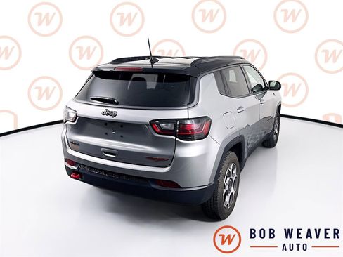 Used 2022 Jeep Compass Trailhawk w/ Trailhawk Elite Group AWD/4WD image 8
