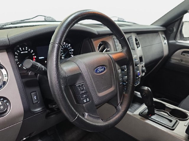 Used 2017 Ford Expedition XLT AWD/4WD image 14
