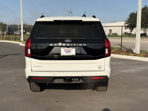 New 2025 Ford Expedition Max Active RWD image 5
