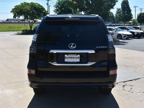 Used 2023 Lexus GX 460 Luxury w/ Sport Design Package AWD/4WD image 6