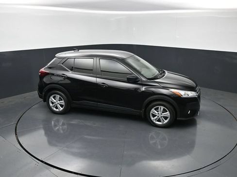 Used 2025 Nissan Kicks Play S FWD image 20