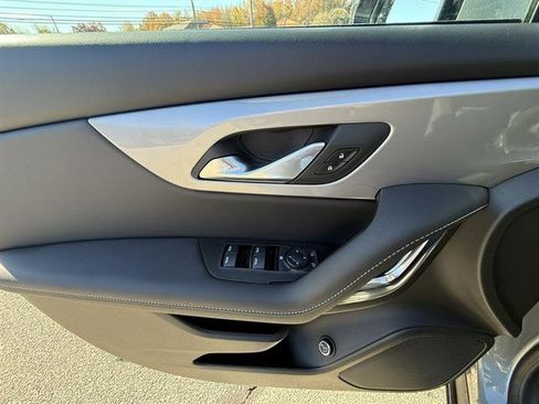 New 2026 Chevrolet Blazer LT image 12