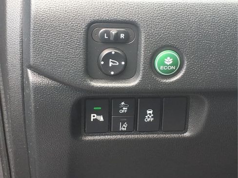 Used 2022 Honda Pilot Touring image 13