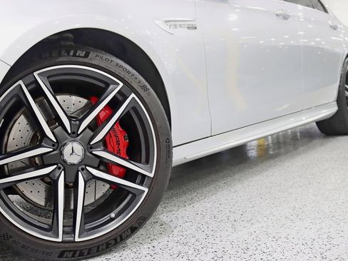 Used 2019 Mercedes-Benz E 63 AMG S image 4