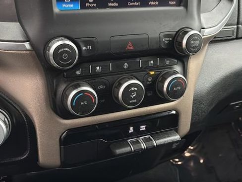 Used 2022 RAM 1500 Laramie AWD/4WD image 31