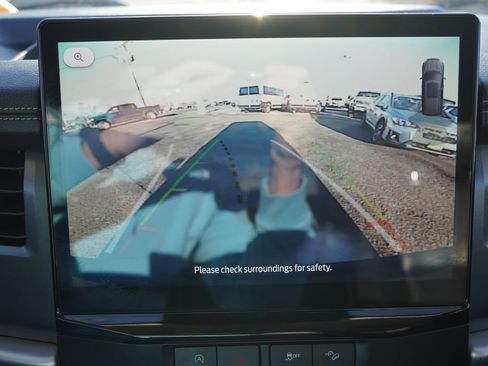 Certified 2024 Ford Expedition XLT image 39