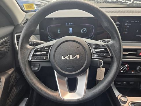Used 2024 Kia Seltos LX AWD/4WD image 10