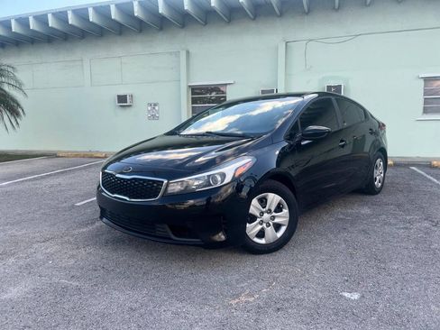 Used 2018 Kia Forte LX FWD image 3