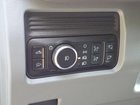 New 2026 Ford F250 XLT w/ XLT Premium Package AWD/4WD image 22