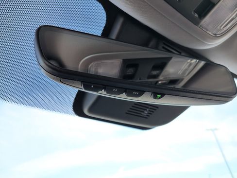 Used 2021 Honda Pilot Touring image 35