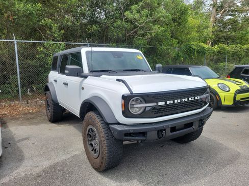 Used 2024 Ford Bronco Wildtrak AWD/4WD image 3