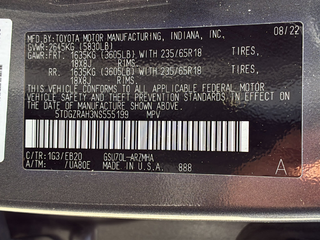 Used 2022 Toyota Highlander XLE FWD image 26