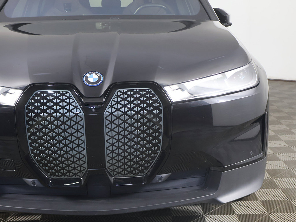 Used 2024 BMW iX xDrive50 AWD/4WD image 17