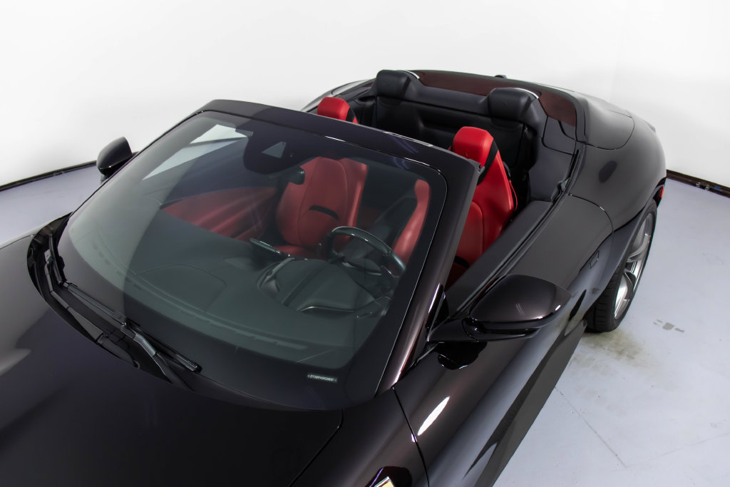 Certified 2024 Ferrari Roma Spider RWD image 32