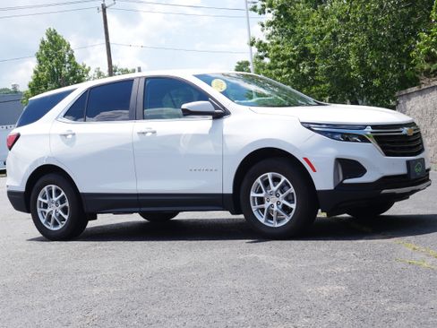 Certified 2024 Chevrolet Equinox LT AWD/4WD image 10