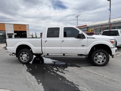 Used 2015 Ford F350 Platinum w/ Platinum Package AWD/4WD image 5