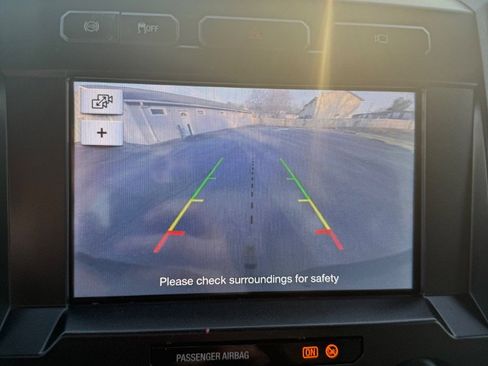 Used 2019 Ford F250 XL w/ STX Appearance Package image 17