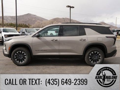 New 2026 Chevrolet Traverse Z71 w/ Enhanced Driving Package image 3