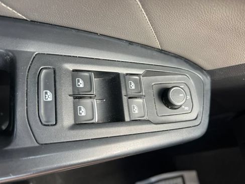 Used 2021 Volkswagen Atlas SEL AWD/4WD image 19