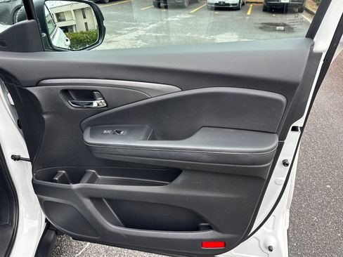 Used 2022 Honda Ridgeline RTL image 14