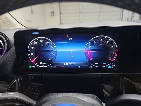 Certified 2025 Mercedes-Benz GLA 250 image 20