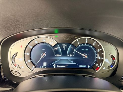 Used 2019 BMW 530i w/ Convenience Package RWD image 19