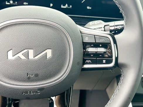 New 2026 Kia Carnival SX FWD image 26