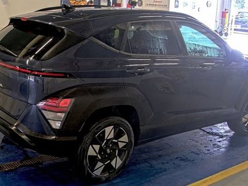 Certified 2024 Hyundai Kona SEL w/ Convenience Package image 5