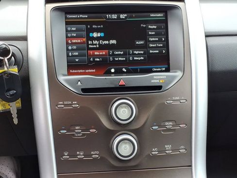 Used 2013 Ford Edge SEL FWD image 16