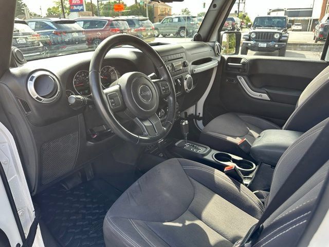 Used 2013 Jeep Wrangler Unlimited Sahara w/ Trailer Tow Group AWD/4WD image 13