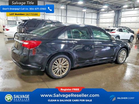 Used 2011 Chrysler 200 Limited FWD image 4
