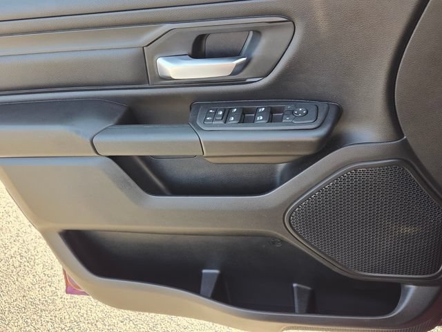 Used 2025 RAM 1500 Warlock AWD/4WD image 31