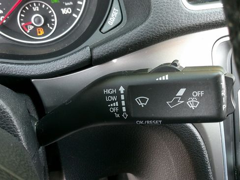 Used 2015 Volkswagen Passat 1.8T Limited Edition image 20